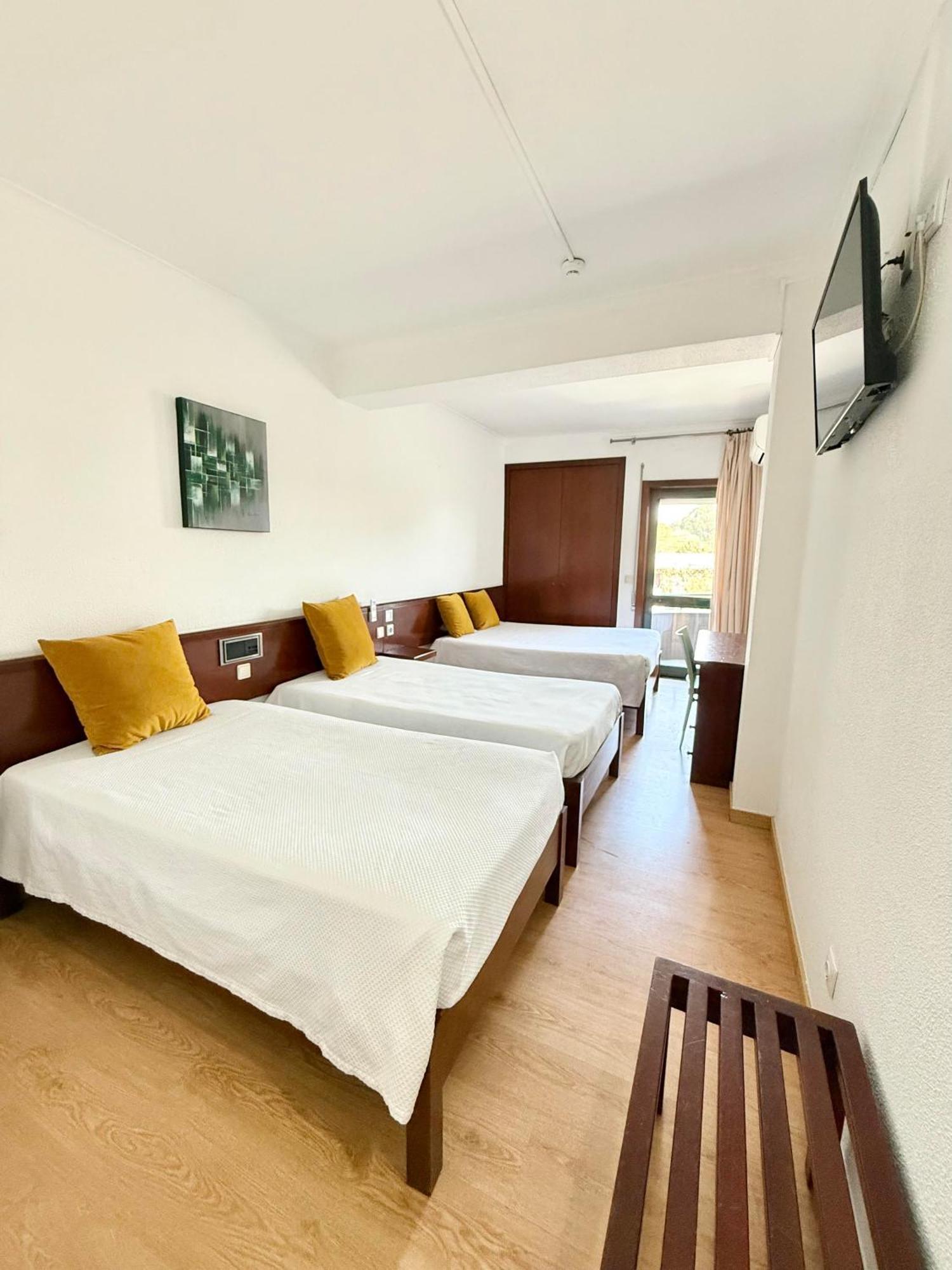 Residencial Dona Teresa Hotel Maia  Luaran gambar