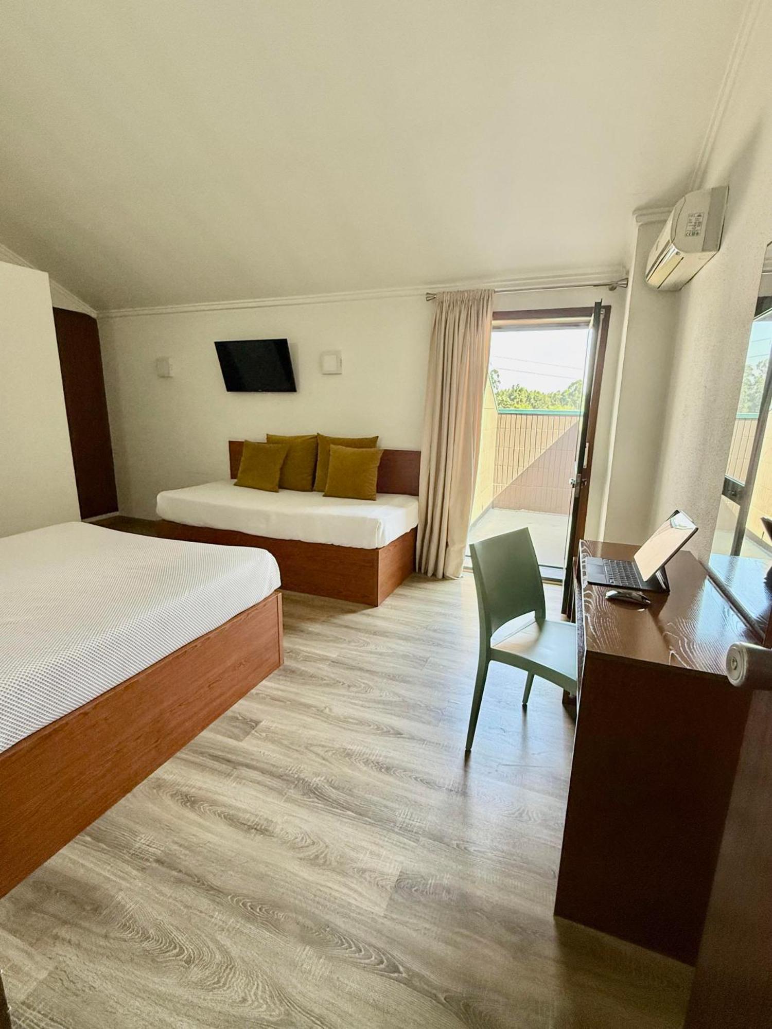 Residencial Dona Teresa Hotel Maia  Luaran gambar